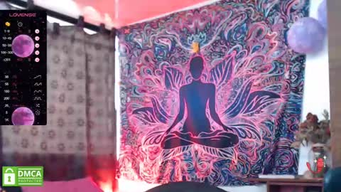 Cutie pie online show from January 19, 6:00 pm