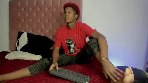 oleider dont forget your thumbs up online show from May 14, 7:31 pm
