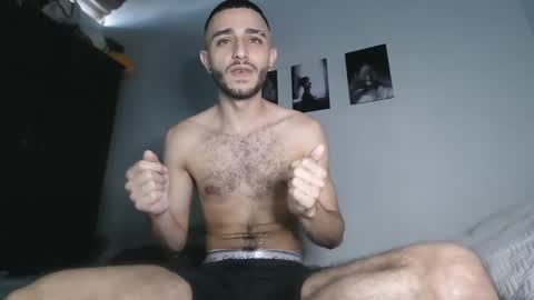 Snapshot of im_paul_ chatting on February 2, 8:51 pm Paul online show from February 2, 8:51 pm