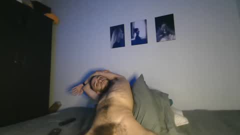 Snapshot of im_paul_ chatting on February 16, 3:47 am Paul online show from February 16, 3:47 am