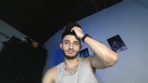 Snapshot of im_paul_ chatting on March 5, 6:01 am Paul online show from March 5, 6:01 am