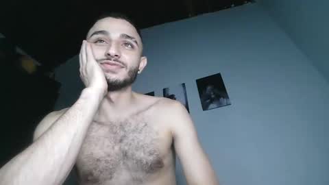 Snapshot of im_paul_ chatting on March 6, 6:41 am Paul online show from March 6, 6:41 am