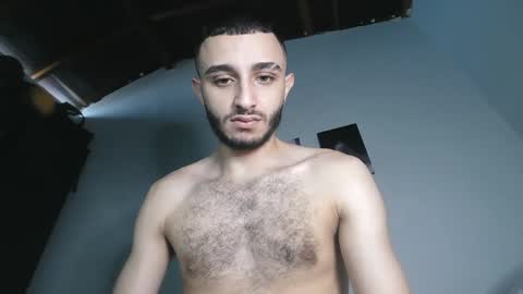 Snapshot of im_paul_ chatting on March 6, 8:48 pm Paul online show from March 6, 8:48 pm