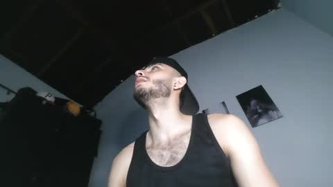 Snapshot of im_paul_ chatting on March 7, 4:35 am Paul online show from March 7, 4:35 am