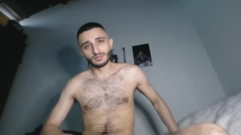 Snapshot of im_paul_ chatting on March 7, 9:38 pm Paul online show from March 7, 9:38 pm