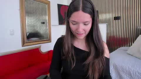 KAREN online show from May 7, 7:41 pm