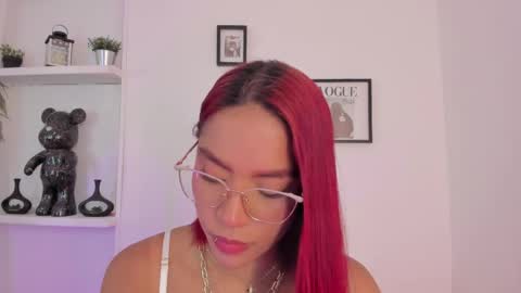 Snapshot of im_scarlett__ chatting on May 2, 6:57 pm scarlett online show from May 2, 6:57 pm