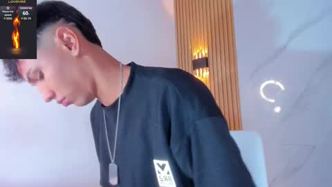 Snapshot of im_sebaslopez chatting on March 6, 3:57 am im_sebaslopez online show from March 6, 3:57 am