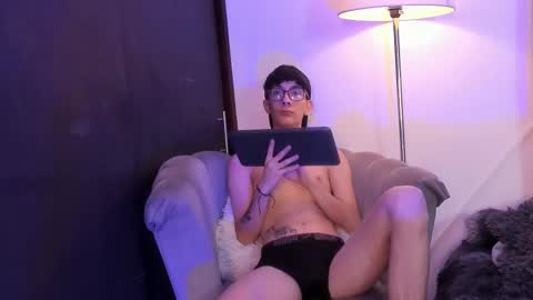 thomas online show from December 20, 12:12 pm