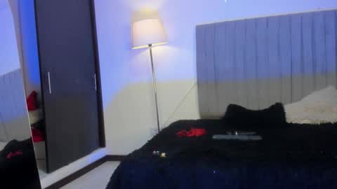 thomas online show from February 15, 12:58 pm