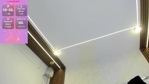 im_tyra online show from March 15, 5:35 am