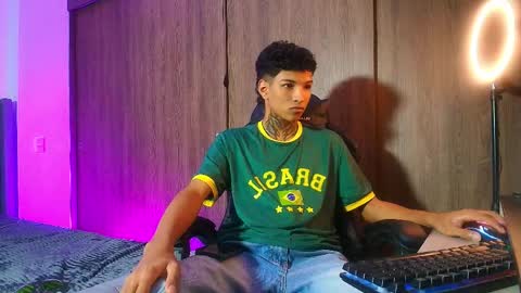 im_usuga online show from March 26, 5:46 am