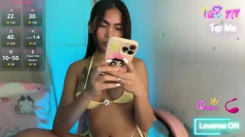 Snapshot of im_your_sexy_wifexxx chatting on March 13, 6:31 am Ms. M online show from March 13, 6:31 am