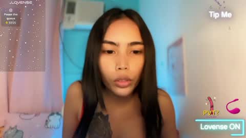 Snapshot of im_your_sexy_wifexxx chatting on April 24, 4:53 pm Ms. M online show from April 24, 4:53 pm