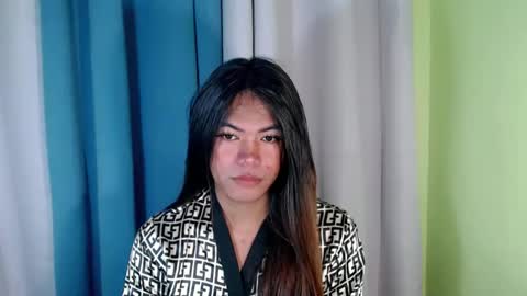 Snapshot of im_yourfairyannaxx chatting on February 4, 3:22 am im_yourfairyannaxx online show from February 4, 3:22 am