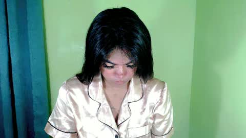 Snapshot of im_yourfairyannaxx chatting on February 15, 2:47 am im_yourfairyannaxx online show from February 15, 2:47 am