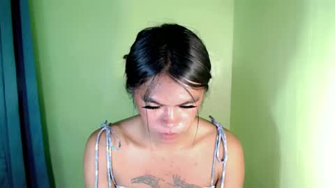 Snapshot of im_yourfairyannaxx chatting on March 11, 2:29 pm im_yourfairyannaxx online show from March 11, 2:29 pm