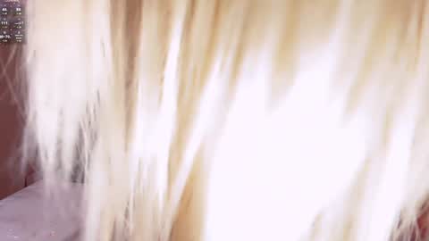 Snapshot of im_yours_01 chatting on January 1, 6:47 am daniella online show from January 1, 6:47 am