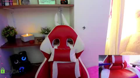 Lisa Hyga online show from October 9, 5:22 pm