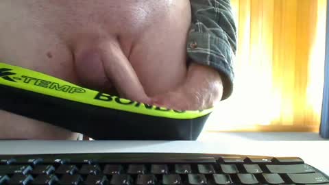 Aussie Guy online show from June 25, 2:00 am