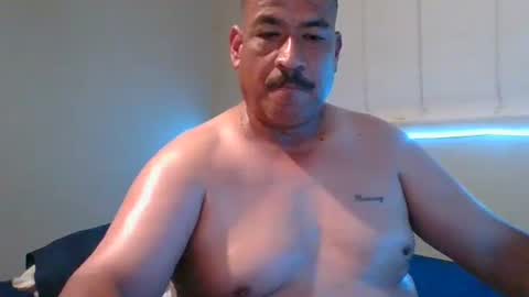 Snapshot of imbackmandosuknw chatting on September 15, 5:18 am imbackmandosuknw online show from September 15, 5:18 am