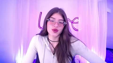 Chloe online show from October 16, 9:27 pm