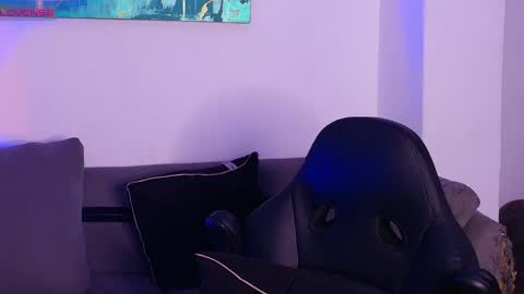imconor online show from April 30, 10:14 pm