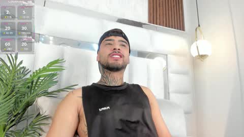 Snapshot of imferrerr chatting on November 26, 8:43 pm Felipe Ferrer online show from November 26, 8:43 pm