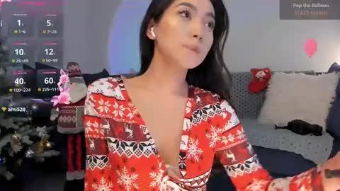 Snapshot of iminako chatting on December 12, 5:20 am Kayla online show from December 12, 5:20 am