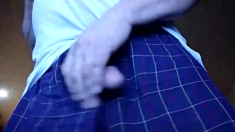 Iminyourroom online show from December 21, 12:34 pm