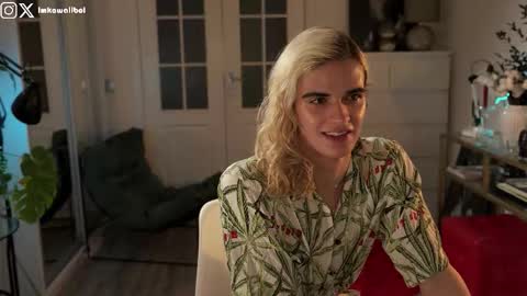 sasha hethey online show from November 11, 7:47 pm