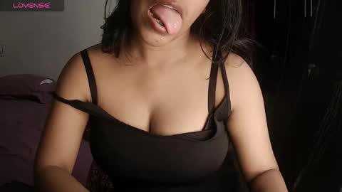 ROSE online show from October 25, 1:29 pm