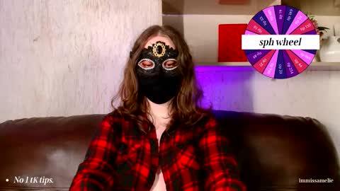 Miss Amelie online show from March 10, 2:16 am