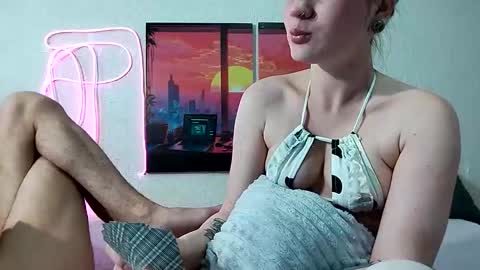 Sam and Jen online show from November 29, 9:23 am