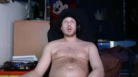 imnotgonnacome online show from December 5, 3:20 pm