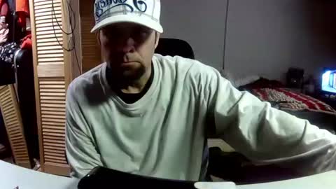 imoff_0119 online show from April 12, 4:01 pm