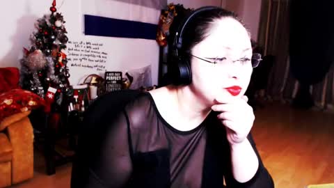 Empress online show from February 9, 1:22 am