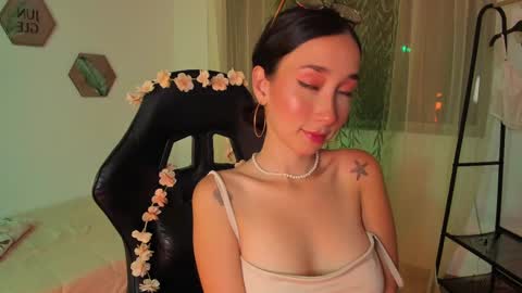 Aurora online show from March 3, 11:56 pm