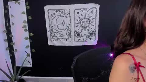 Aurora online show from February 24, 9:35 pm