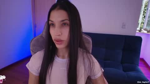 TAYLOR  online show from October 14, 8:31 pm