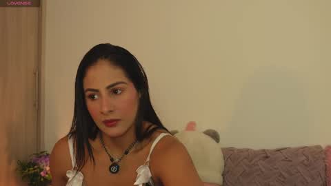 imvickyrachell_ online show from October 14, 1:45 pm
