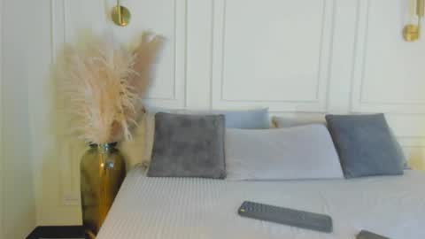 Snapshot of imvictoria_ chatting on December 3, 9:02 pm imvictoria_ online show from December 3, 9:02 pm