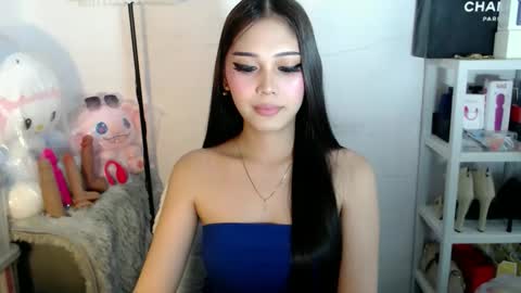 Aki online show from April 28, 12:10 pm
