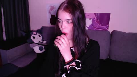 Alice online show from May 30, 10:29 pm
