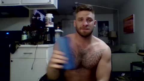 Snapshot of inamate93 chatting on March 12, 3:35 am Inmate1993 online show from March 12, 3:35 am