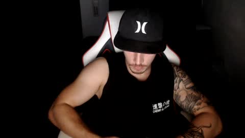 Snapshot of incognitobanditoxx chatting on July 28, 8:52 pm incognitobanditoxx online show from July 28, 8:52 pm