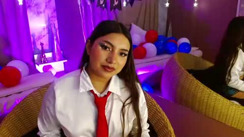 incredible_foxxy online show from July 5, 3:56 am