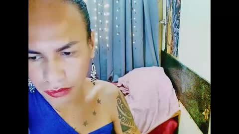 Snapshot of indaypakay_ts chatting on October 25, 2:19 am Pakay online show from October 25, 2:19 am