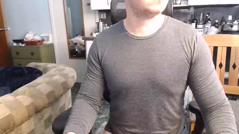 Mark online show from February 8, 7:17 pm