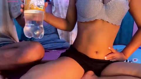 Snapshot of indian_couple247 chatting on October 24, 3:25 am new indian couple online show from October 24, 3:25 am